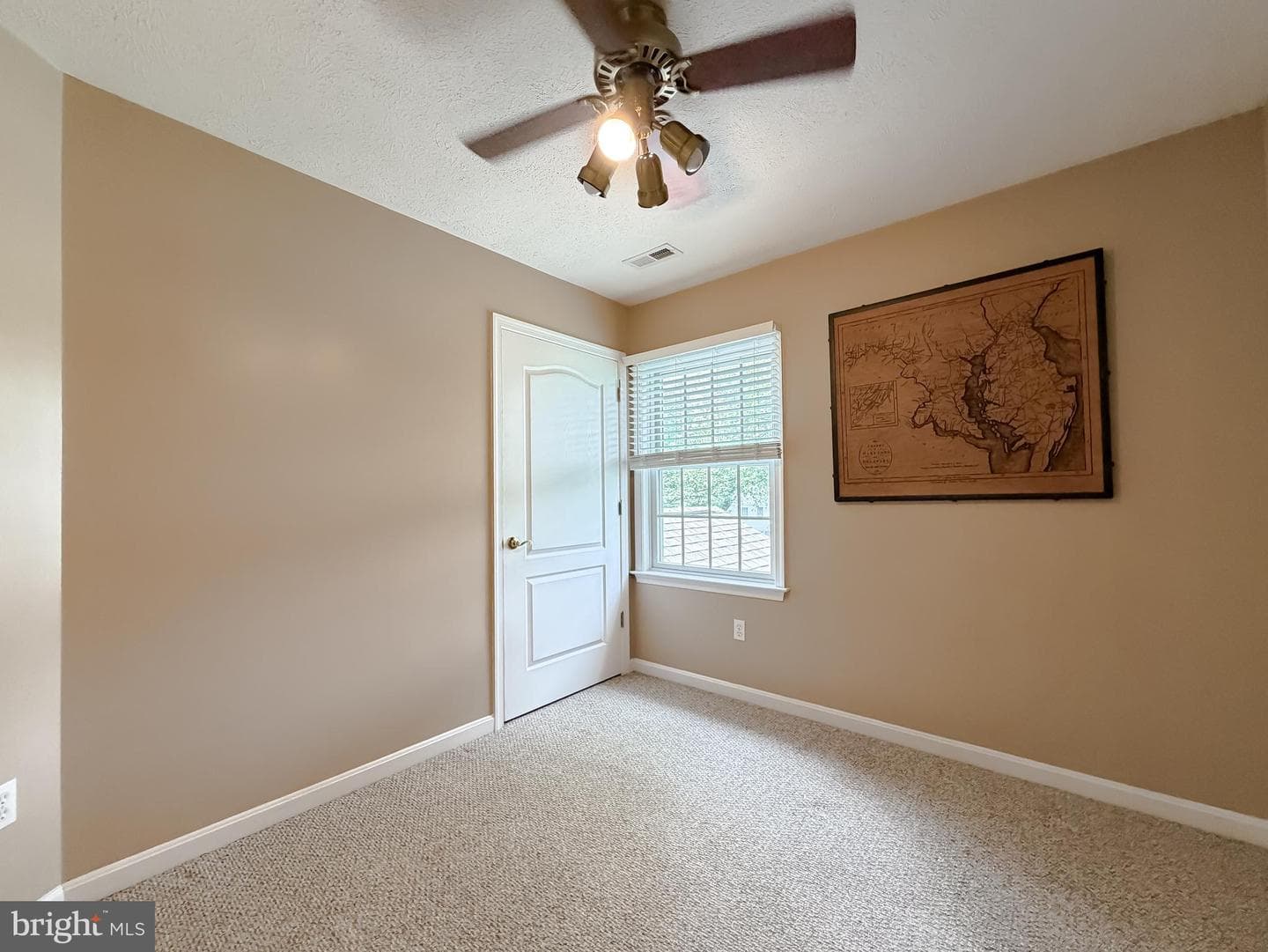 40777 Center 40 Circle photo 57