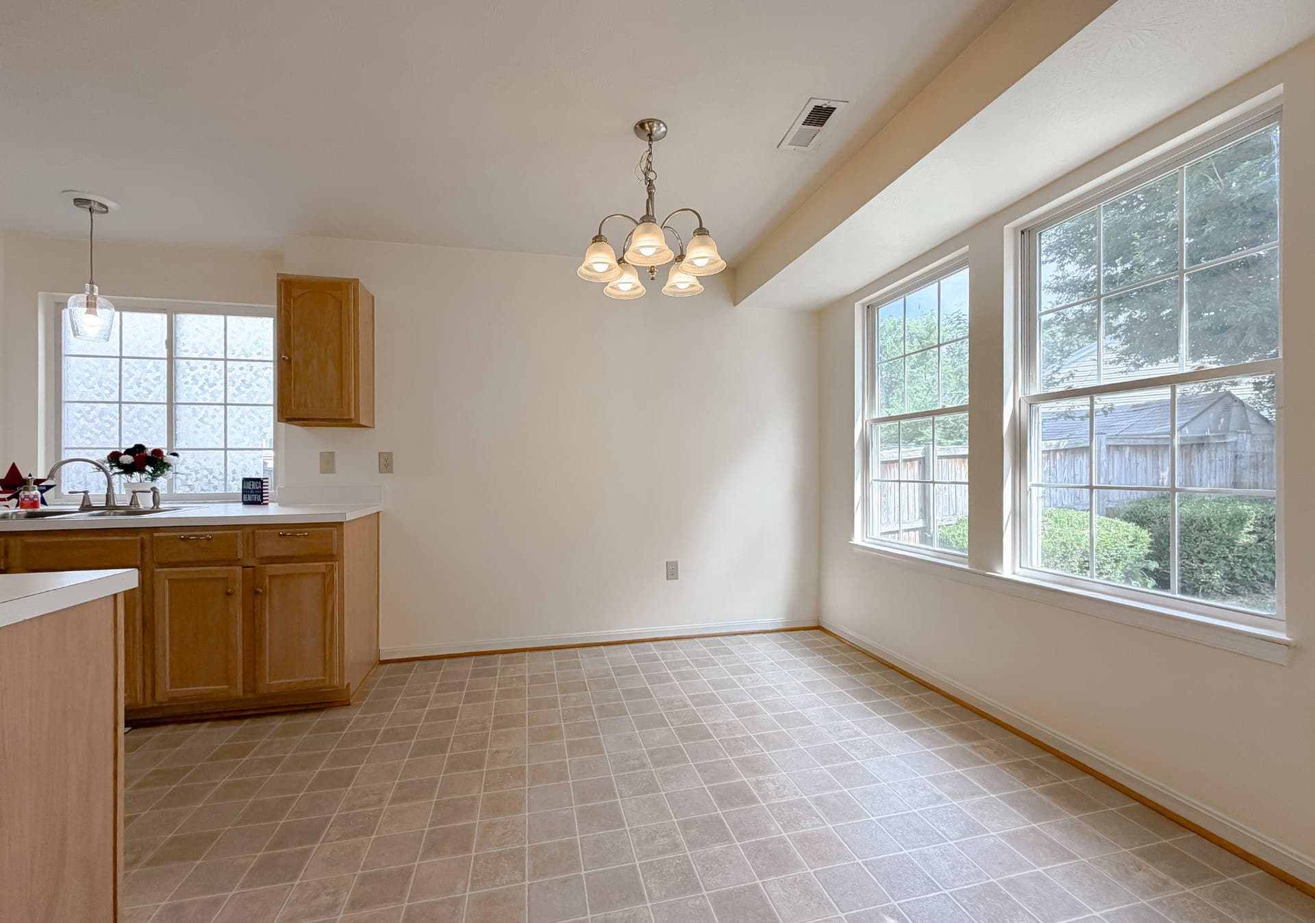 22702 Athlone Drive photo 13