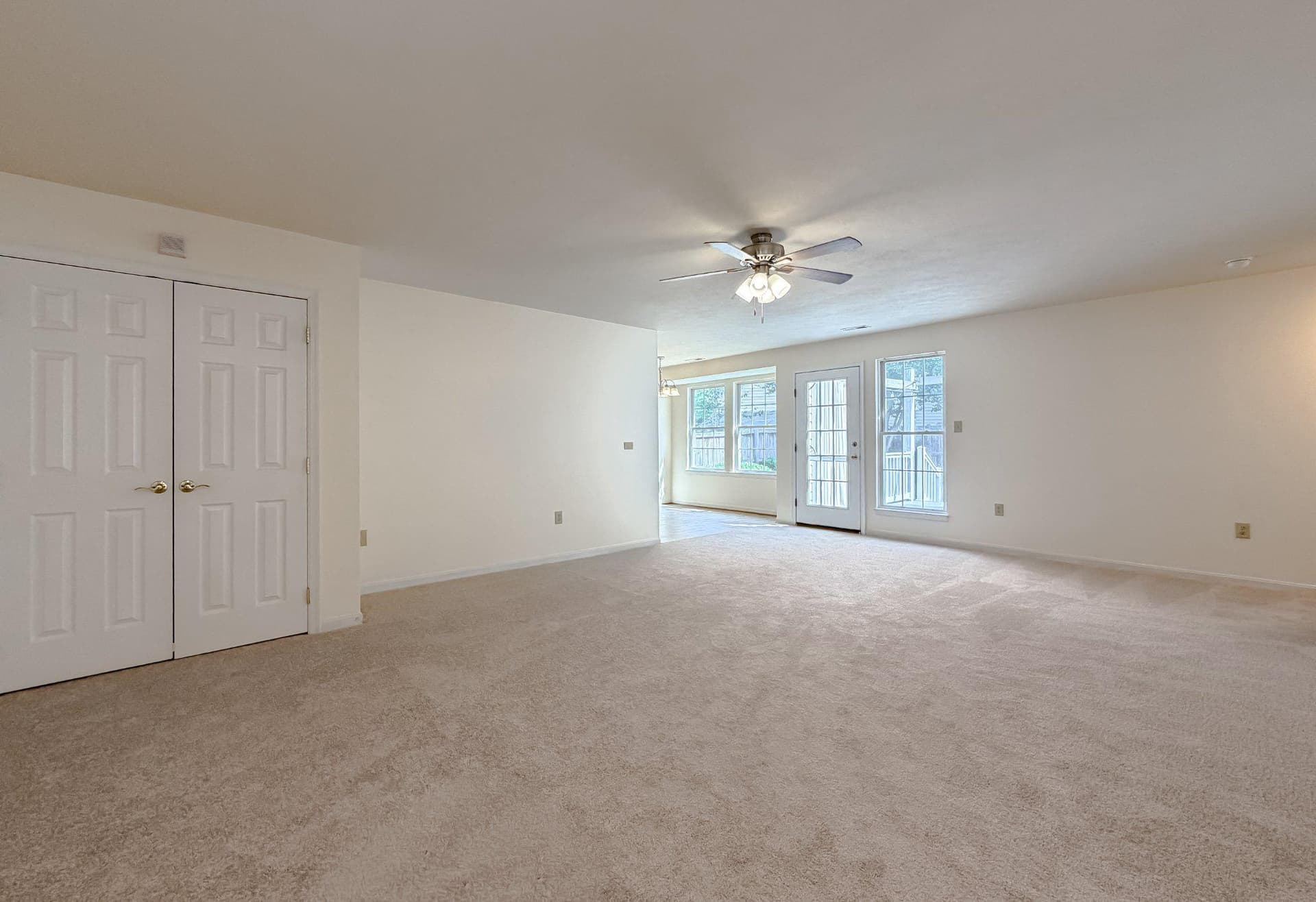 22702 Athlone Drive photo 18