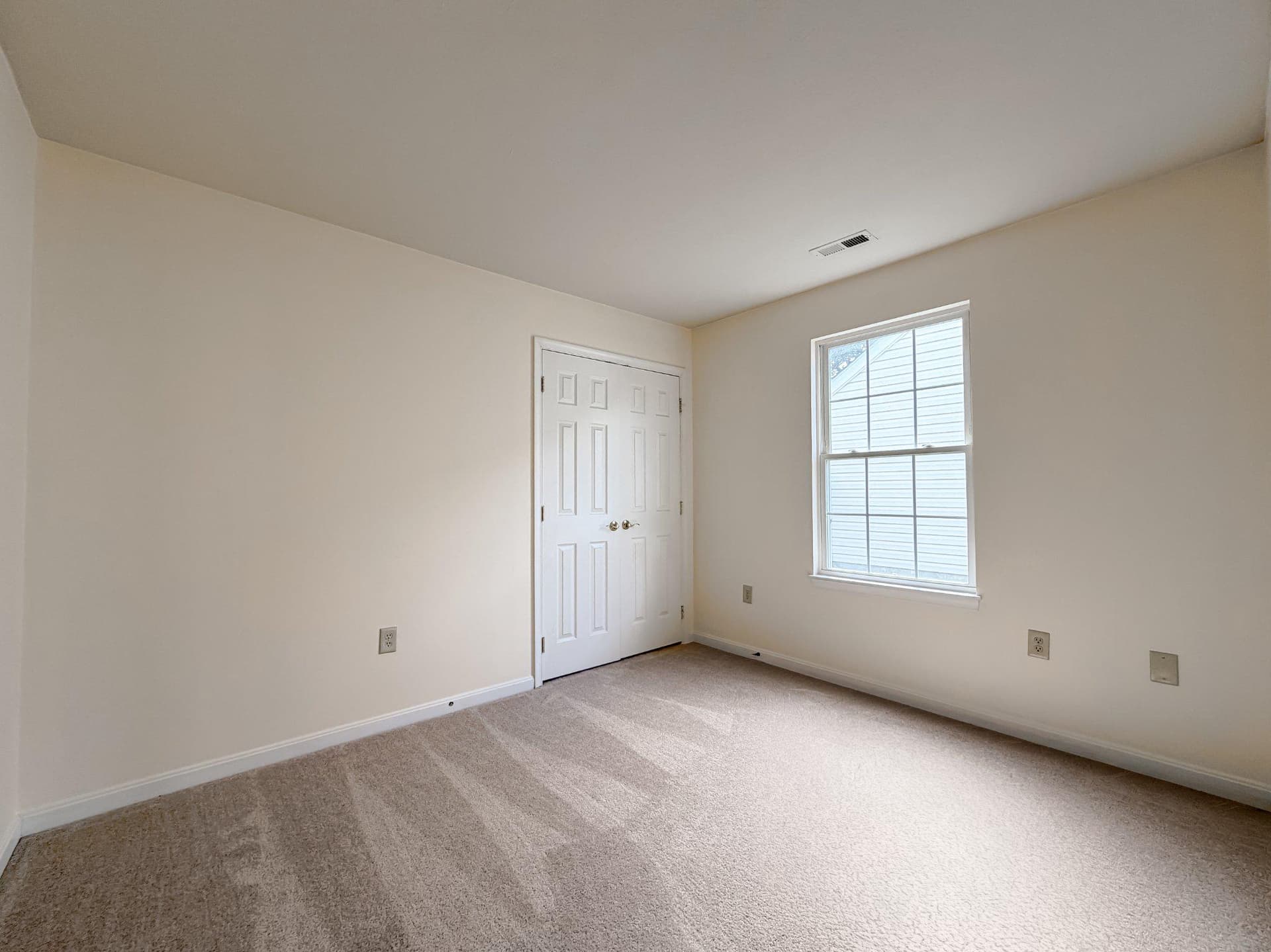 22702 Athlone Drive photo 28
