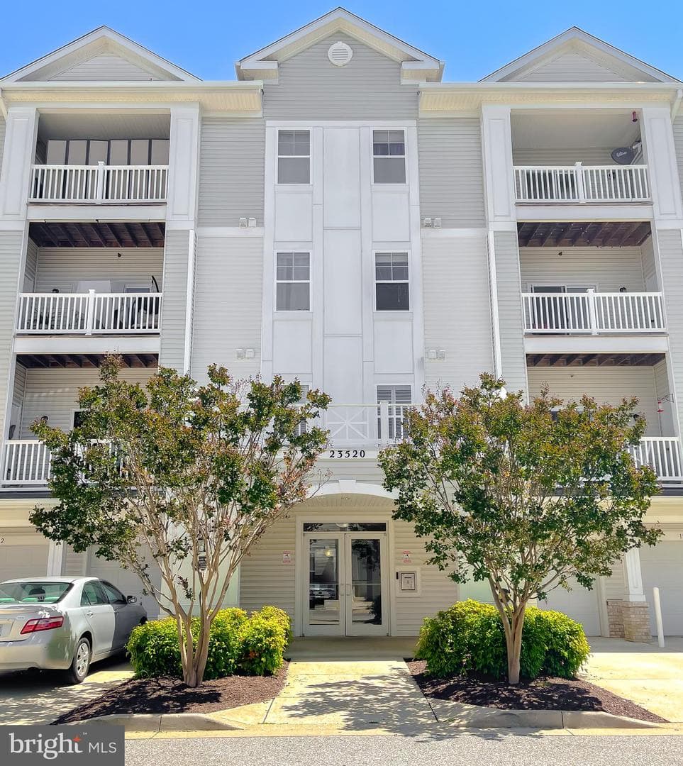 23520 F D R Blvd # 205, California