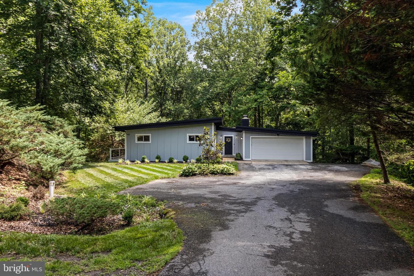 29822 Donna Dr, Mechanicsville