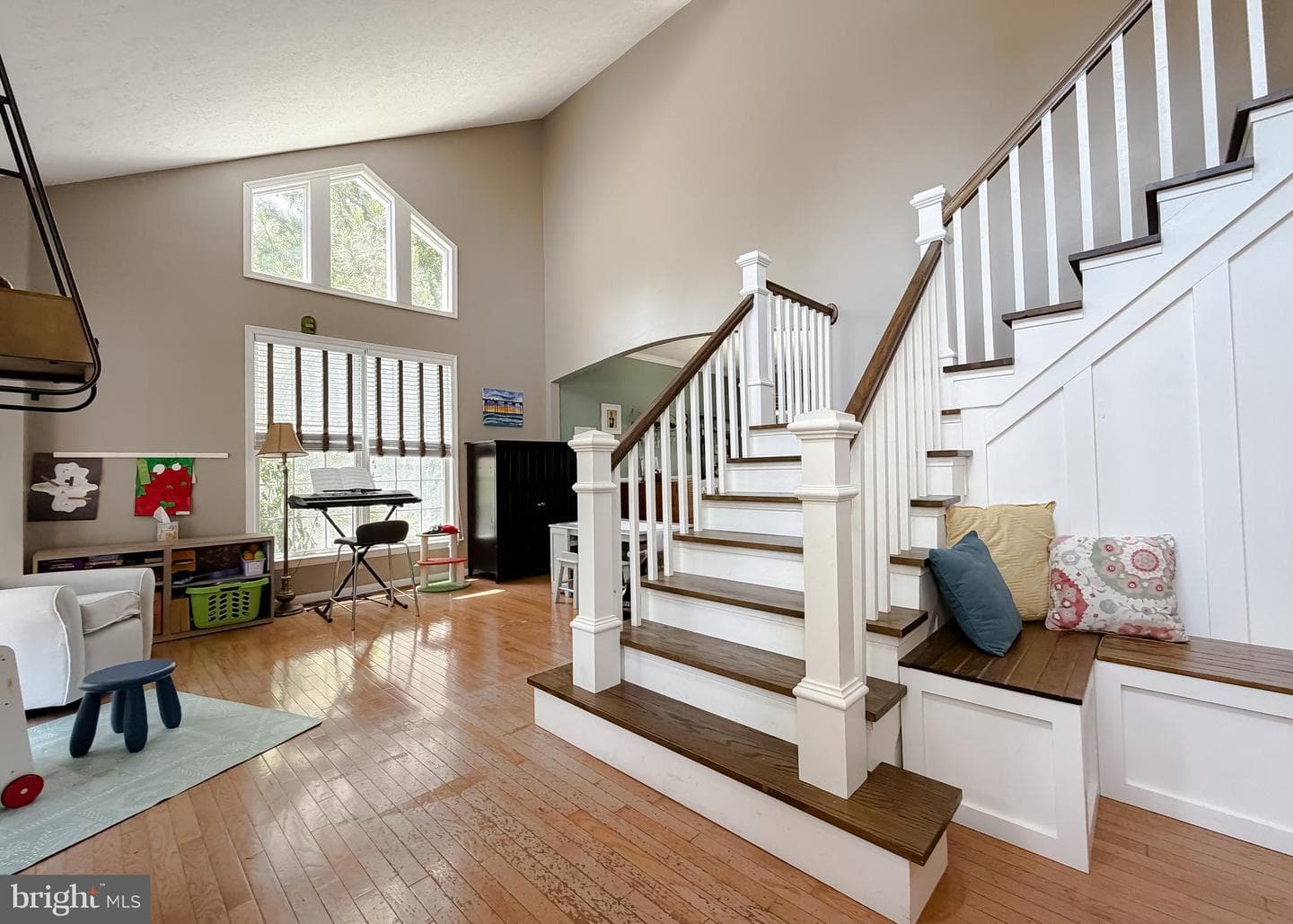 23118 Silverberry Way photo 5