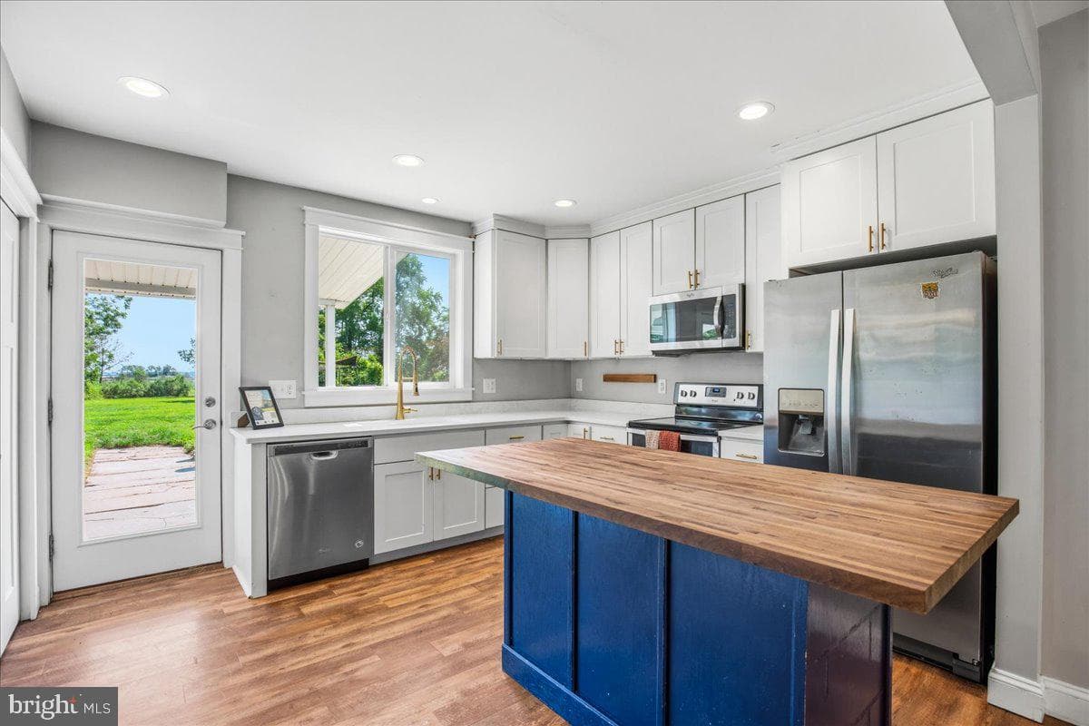 16146 Thomas Rd photo 13