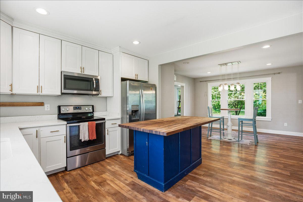 16146 Thomas Rd photo 23