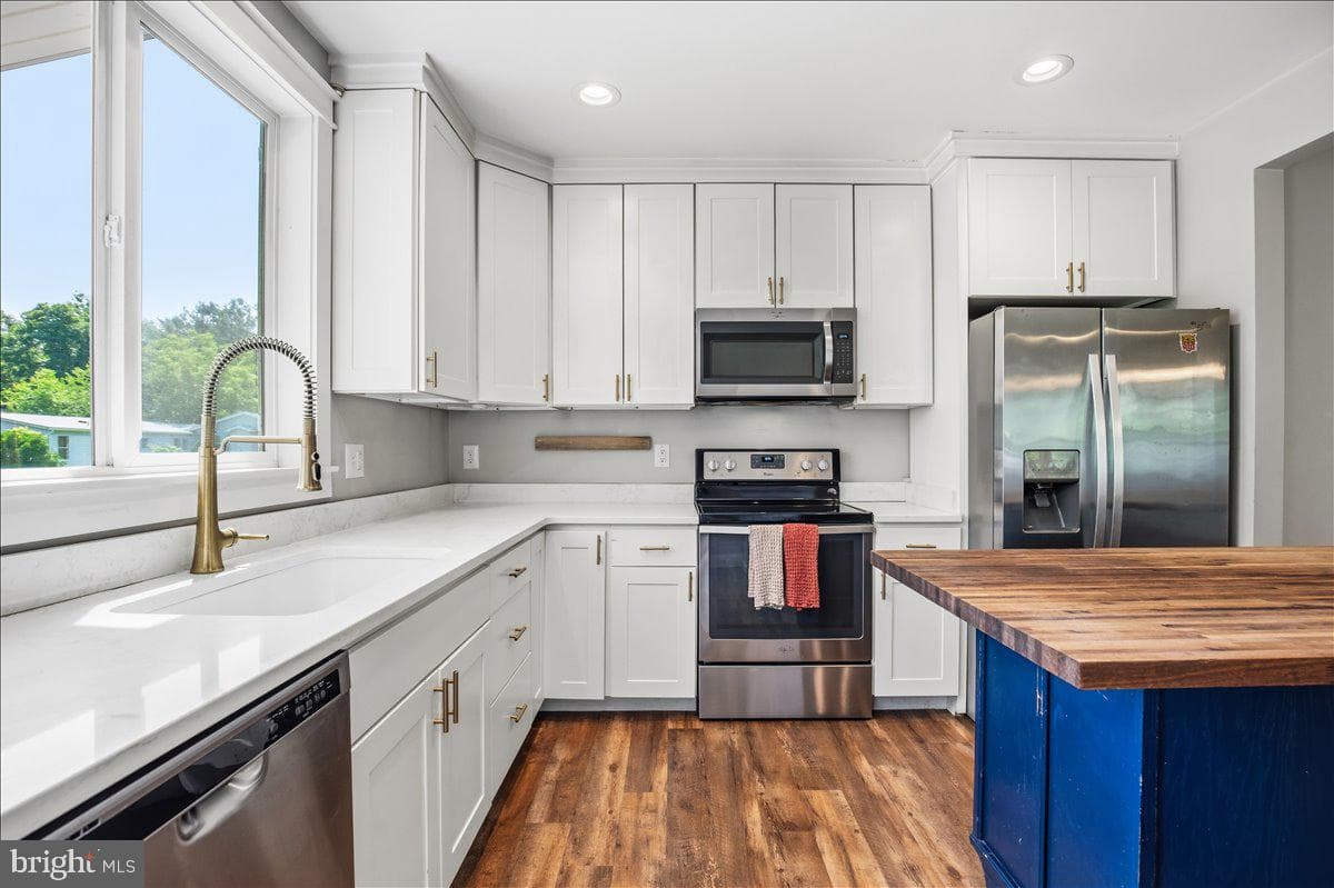 16146 Thomas Rd photo 24