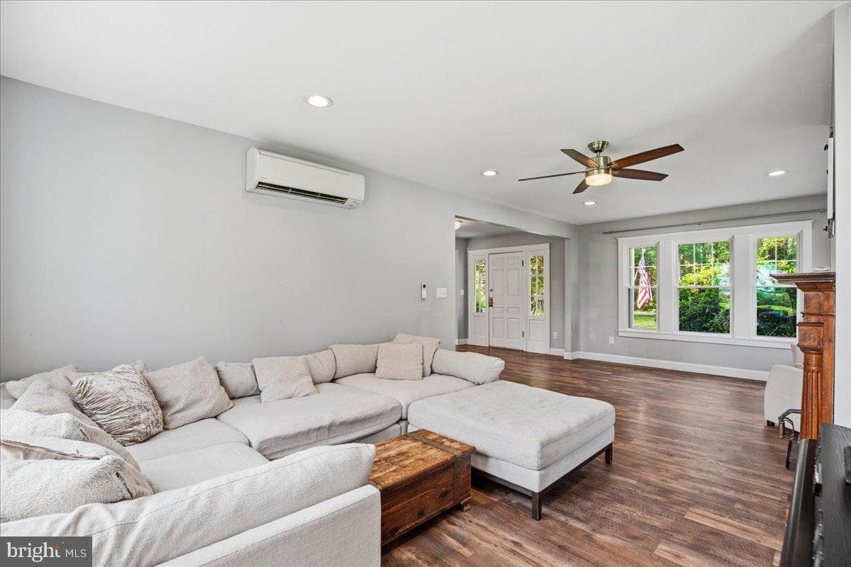 16146 Thomas Rd photo 29