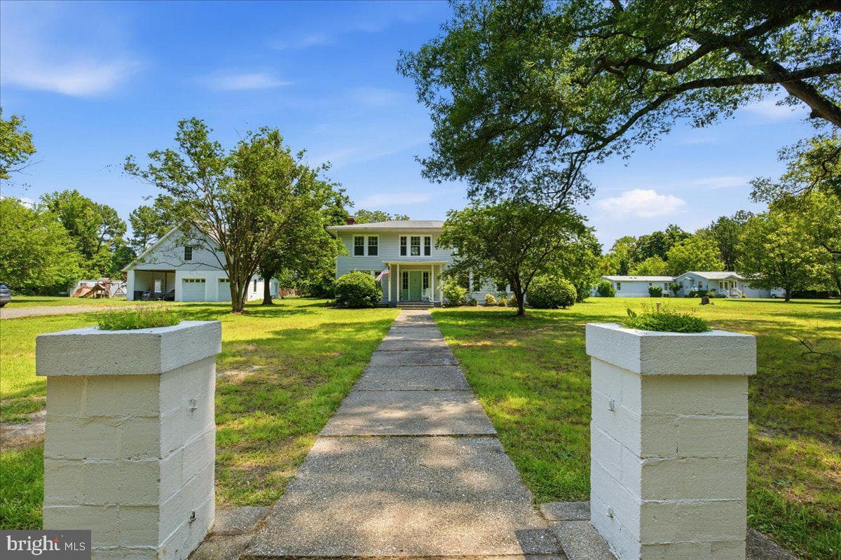 16146 Thomas Rd photo 3