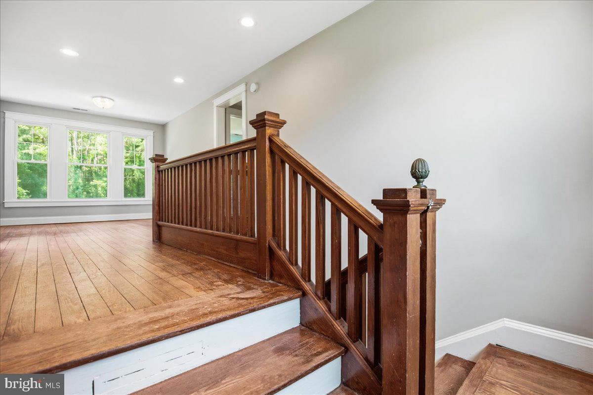 16146 Thomas Rd photo 35