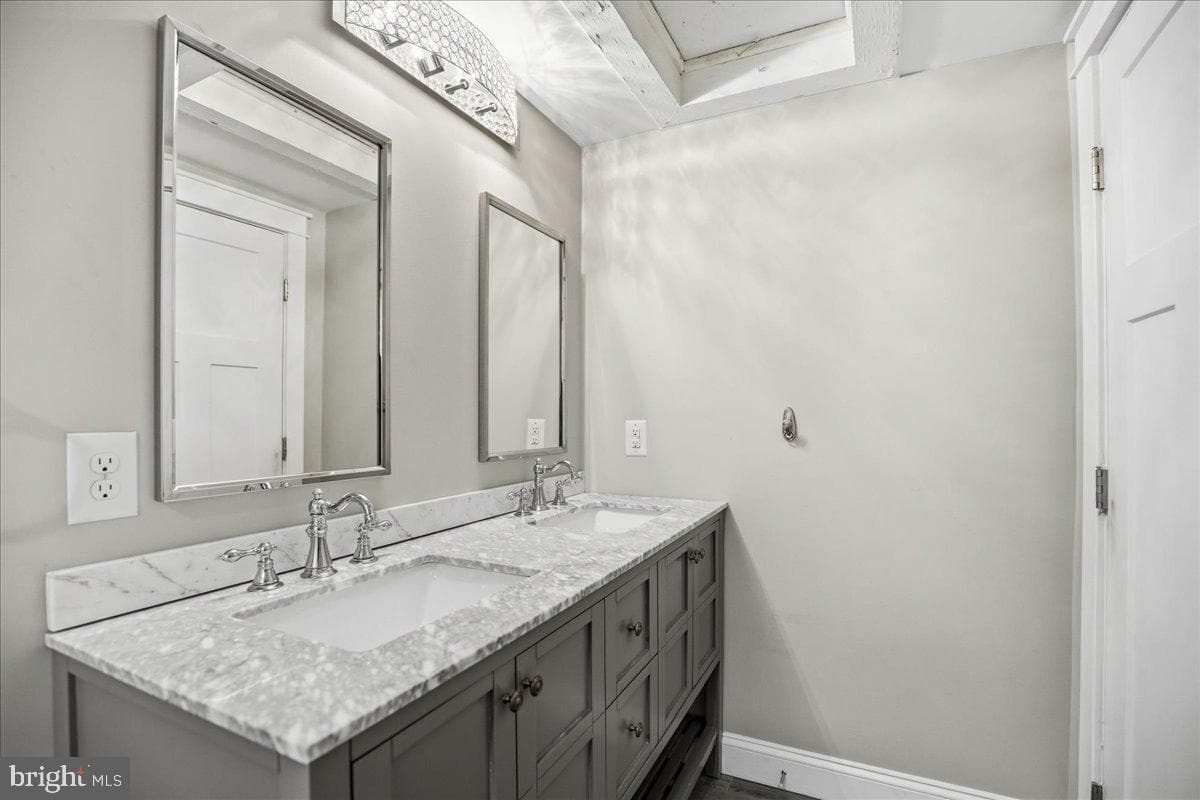 16146 Thomas Rd photo 39