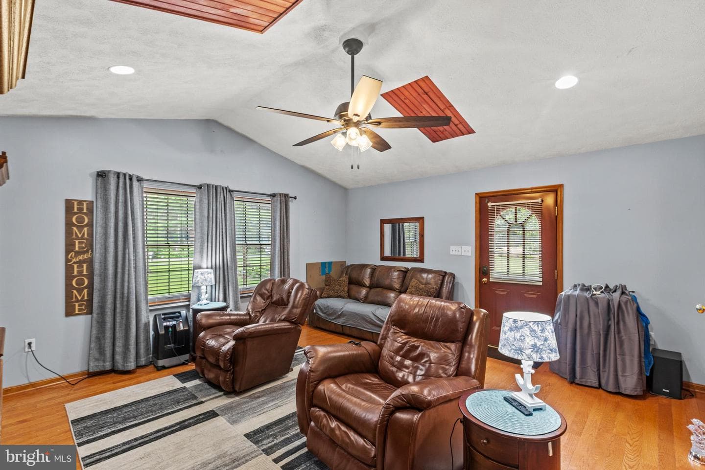 21625 America Street photo 7