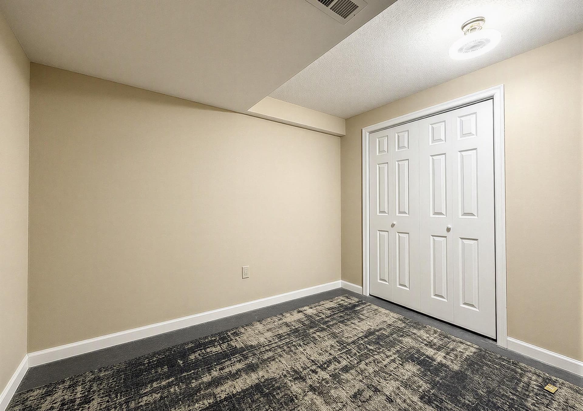 20811 Harlequin Lane photo 35