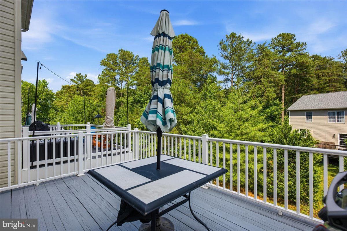 23192 Mountain Laurel Lane photo 9