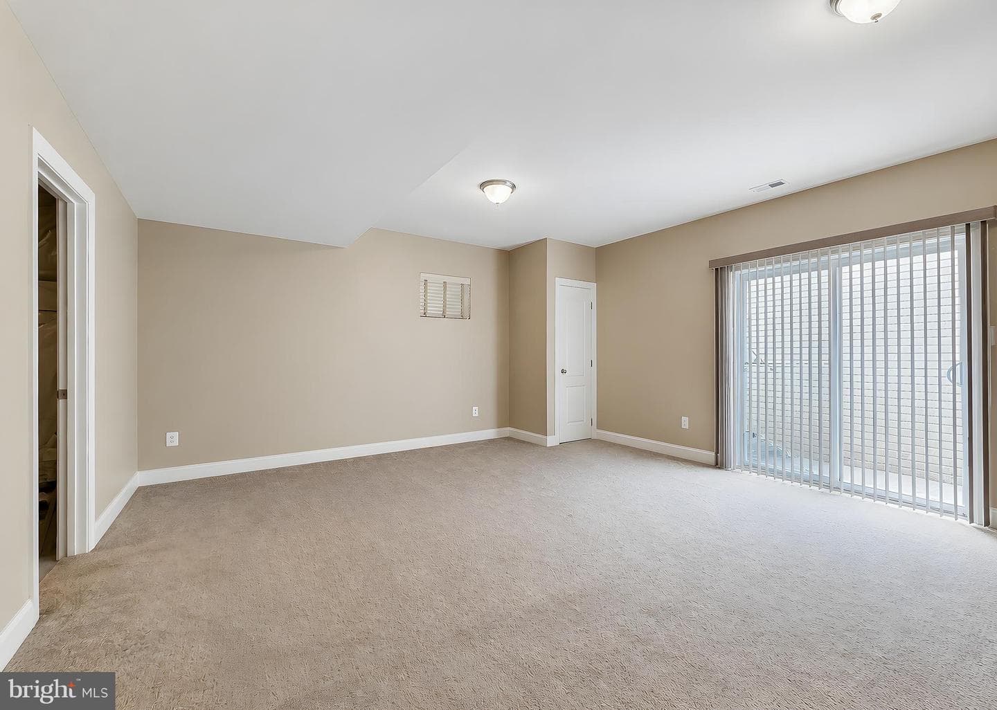 44025 W Leola Court photo 37