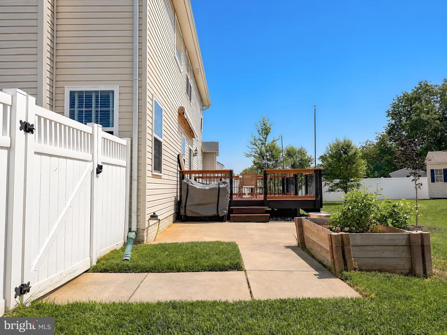 44025 W Leola Court photo 49