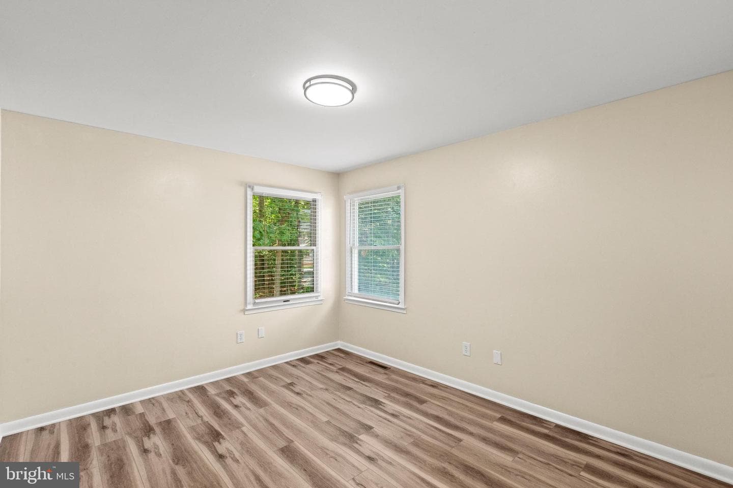 20859 Sandstone Street photo 14