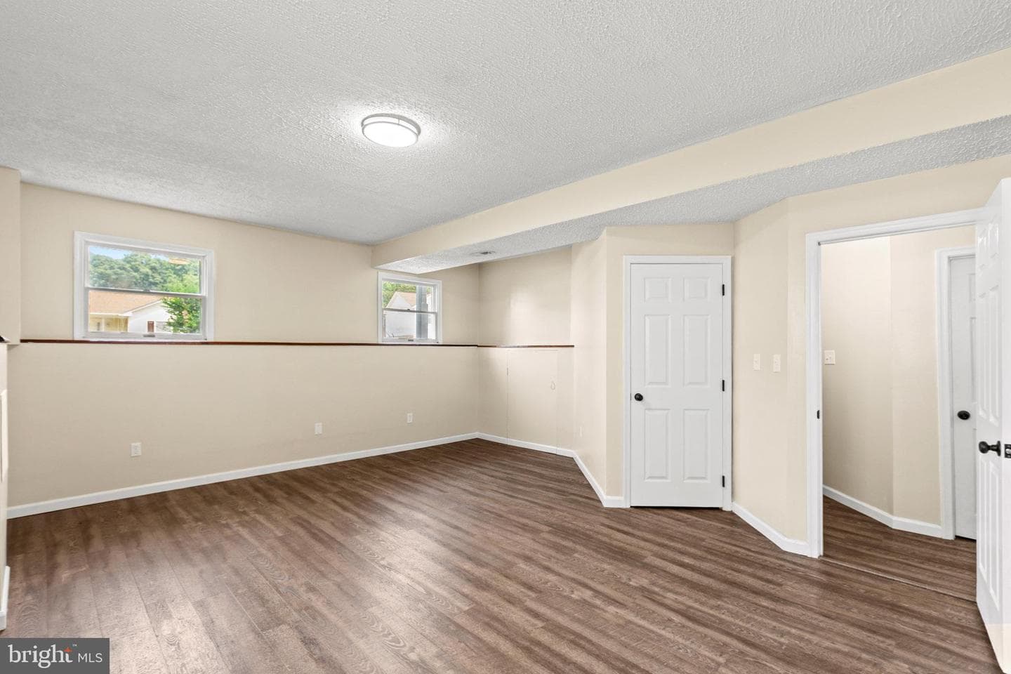 20859 Sandstone Street photo 15