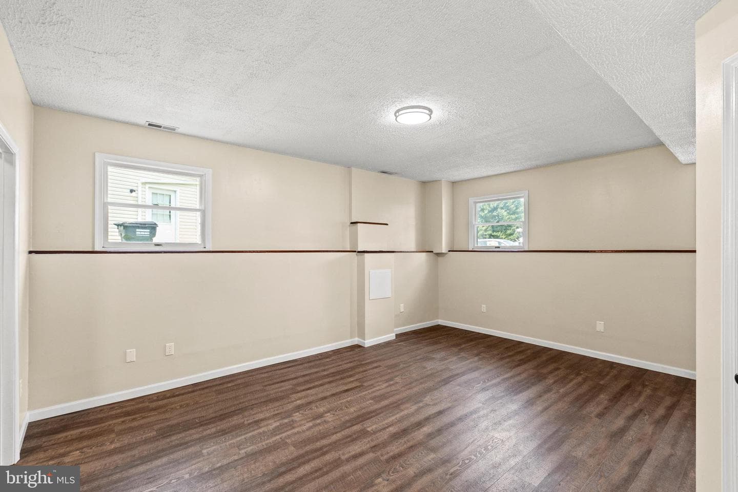 20859 Sandstone Street photo 18