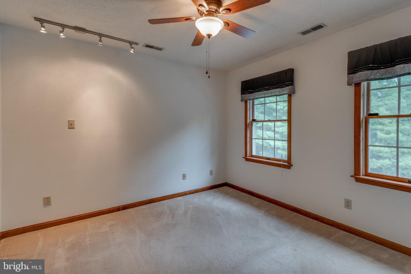 22503 Sparrow Court photo 31