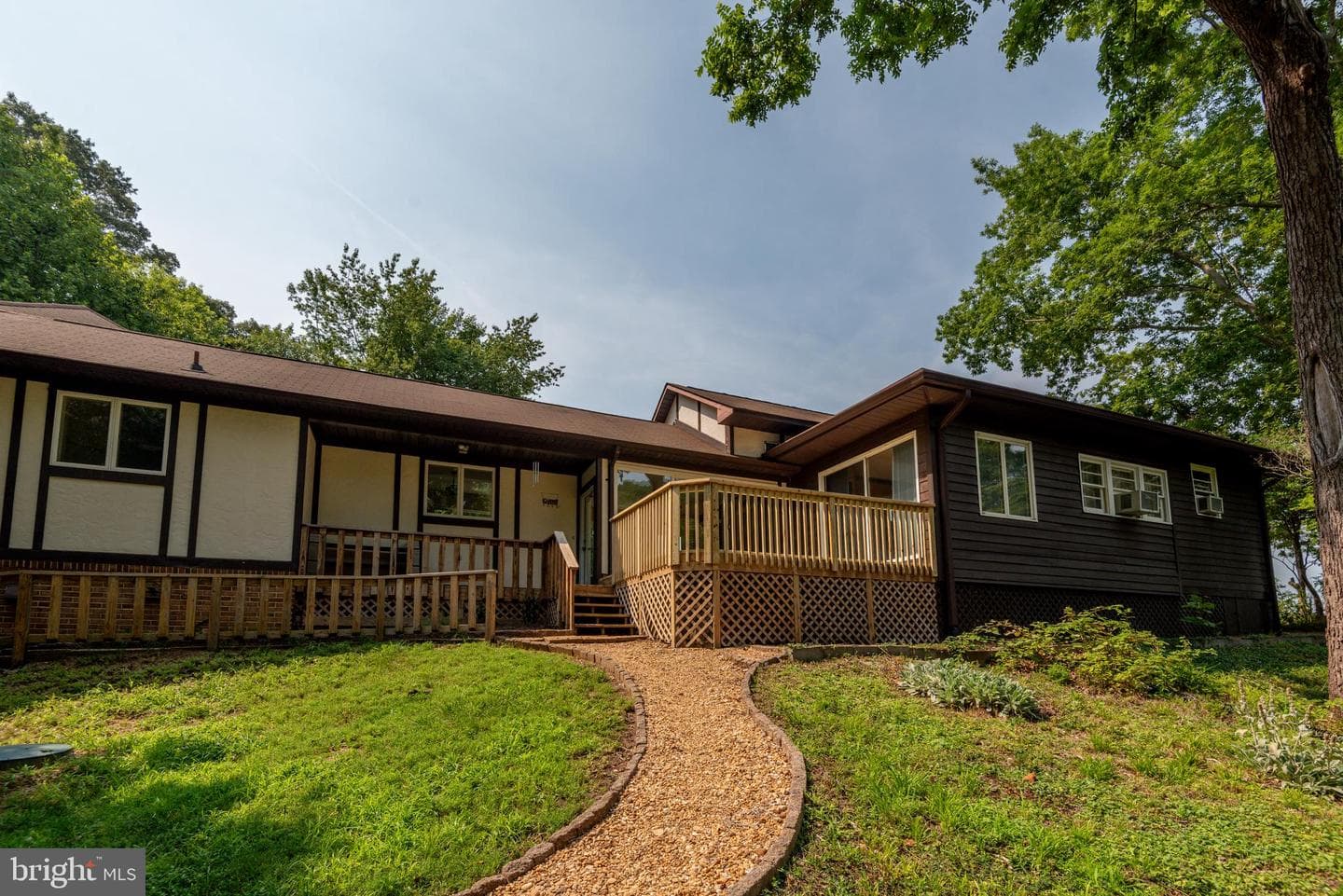 43816 Raspberry Lane photo 18