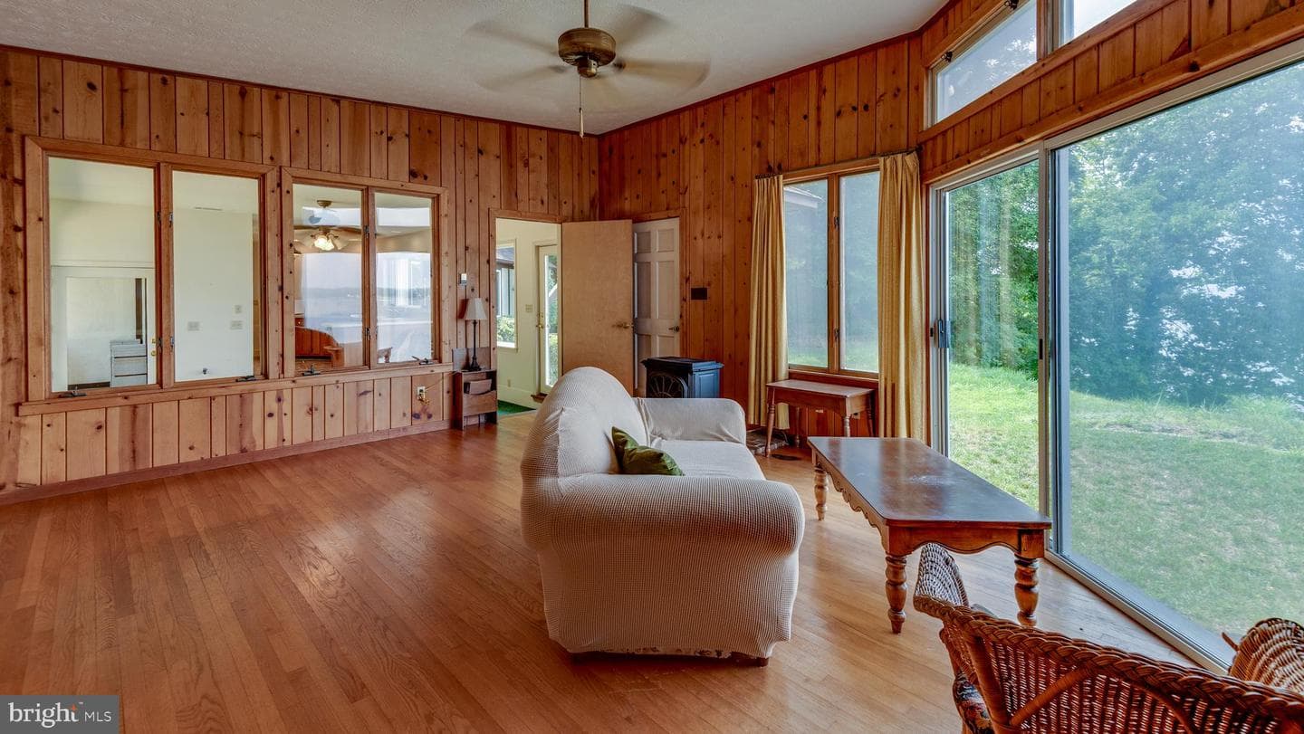 43816 Raspberry Lane photo 42