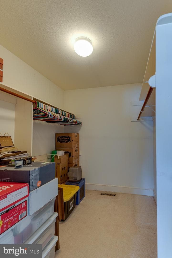 43816 Raspberry Lane photo 61