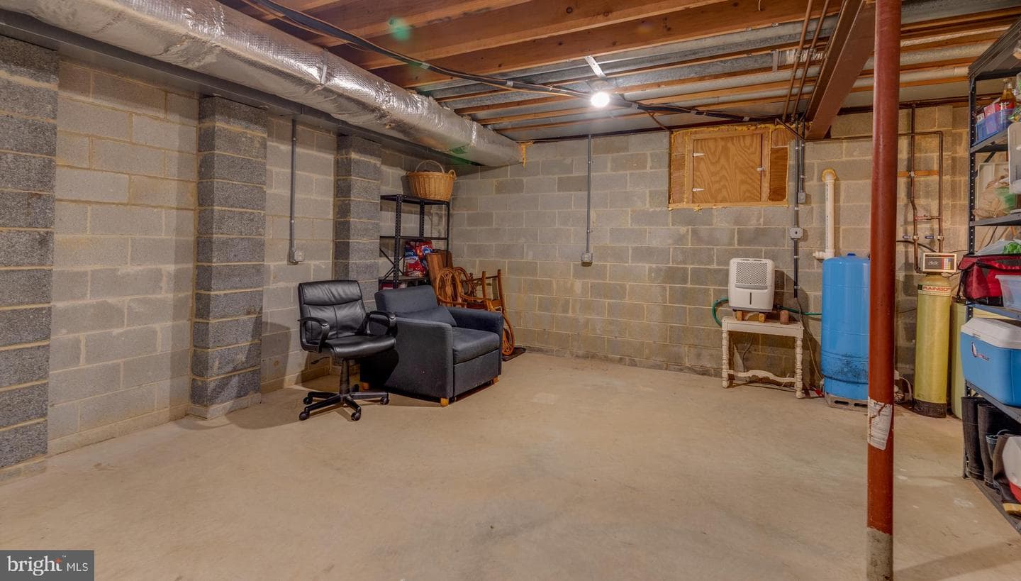 43816 Raspberry Lane photo 66