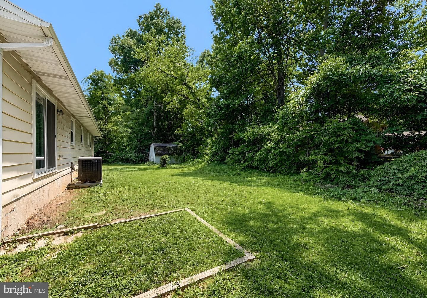 21605 Defender Street photo 39