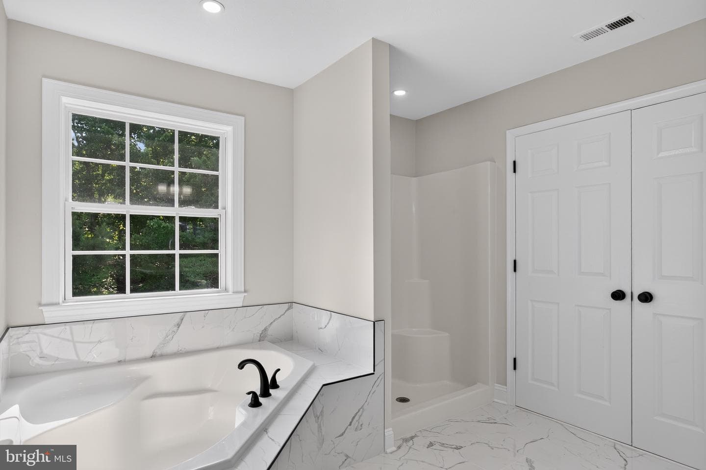 18321 Chestnut Street photo 17