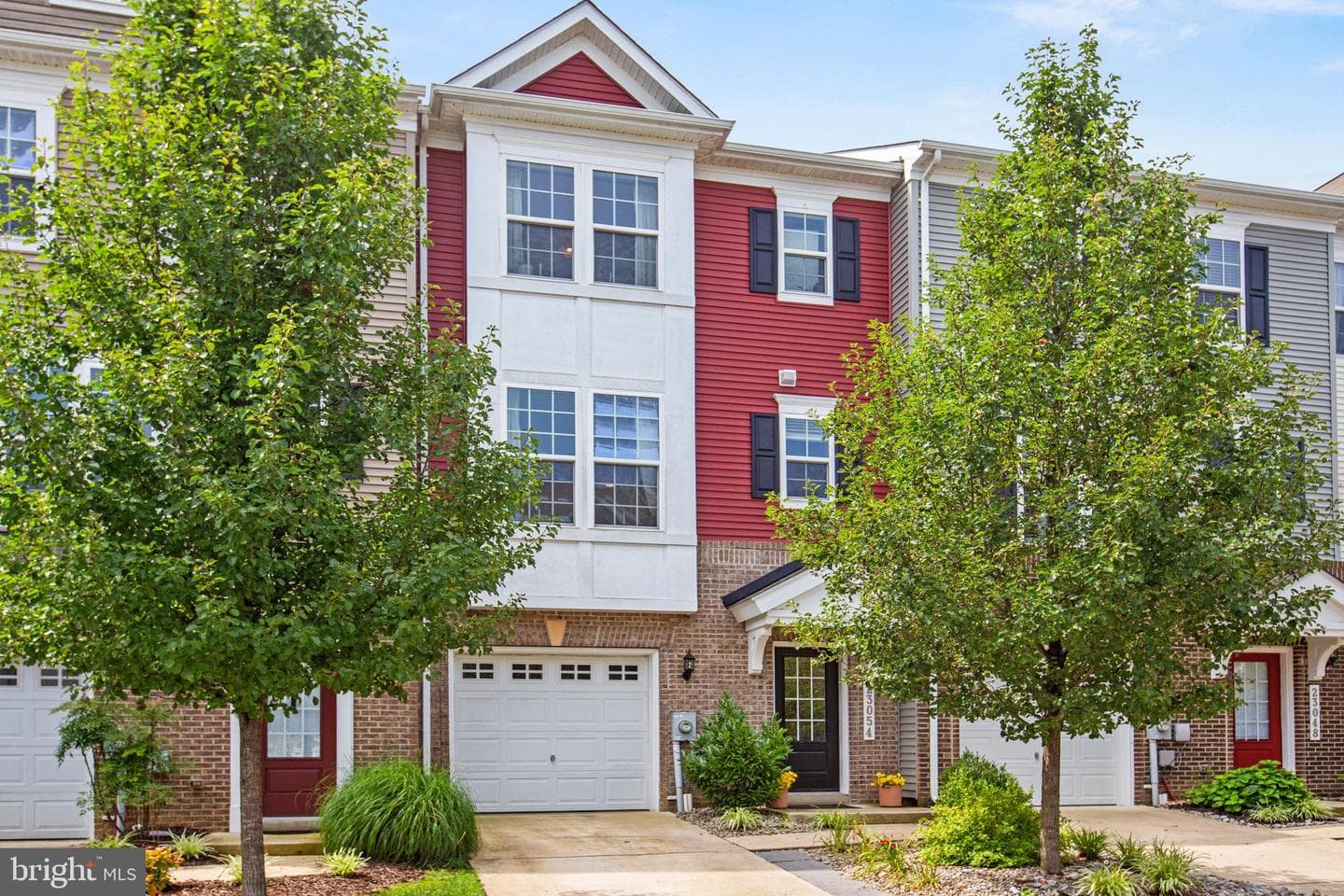 23054 Mountain Laurel Lane photo 1