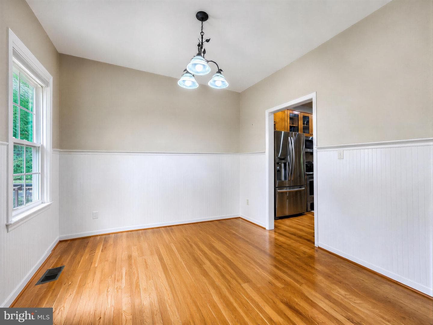 22393 Deerpath Court photo 16