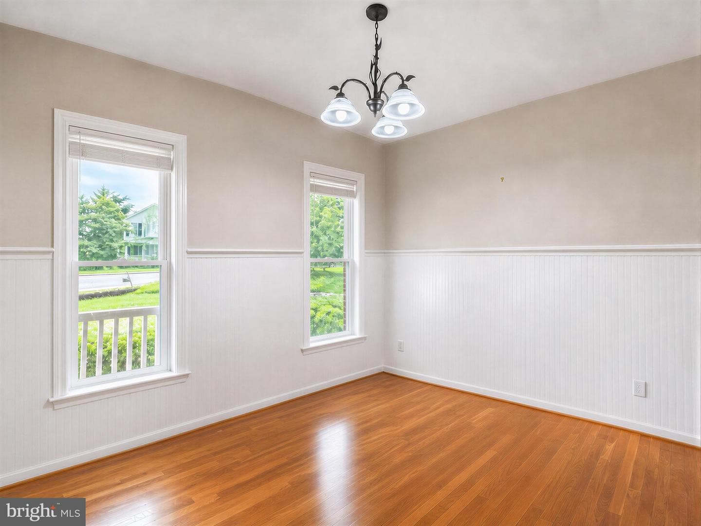 22393 Deerpath Court photo 17