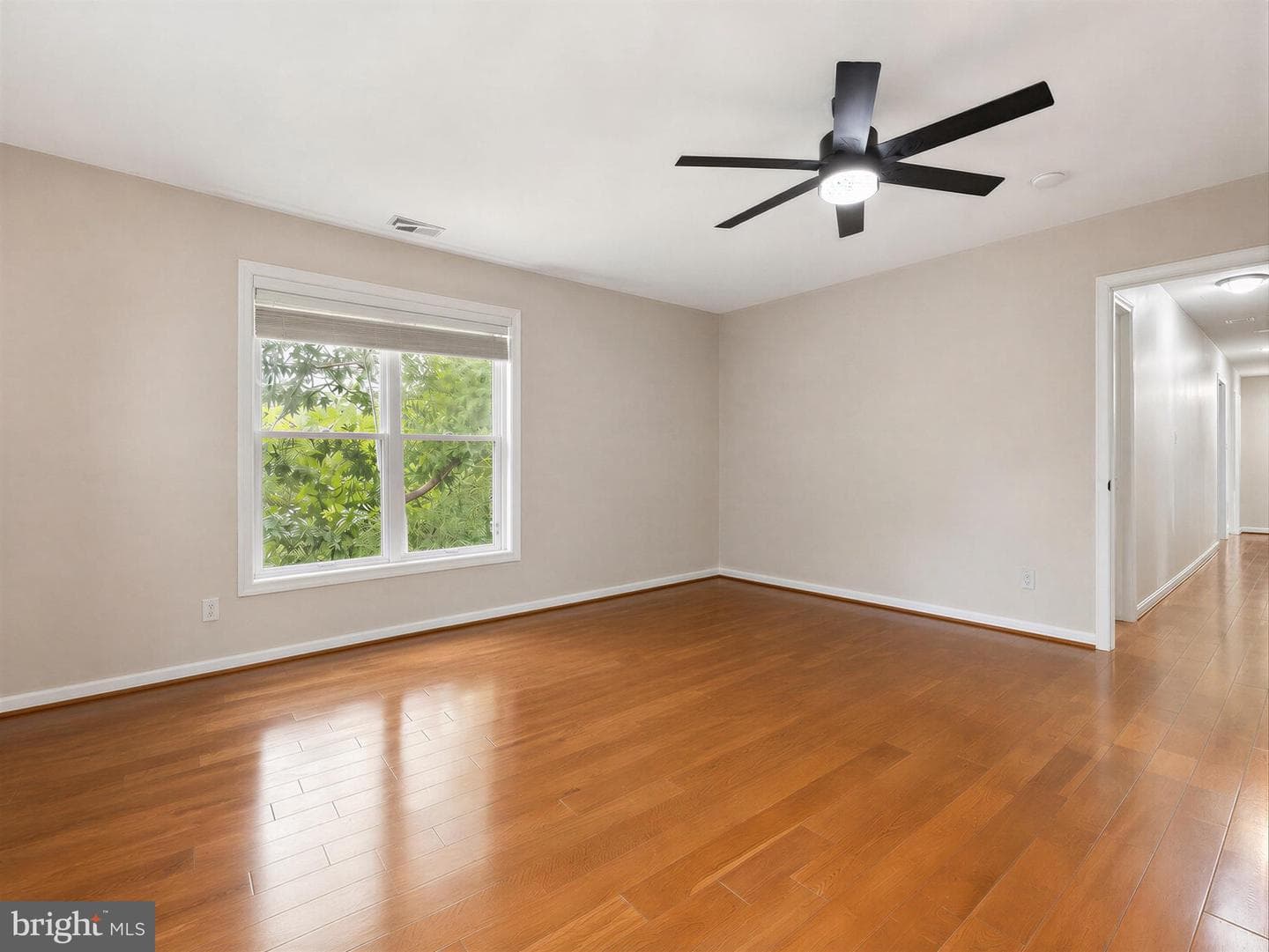 22393 Deerpath Court photo 35