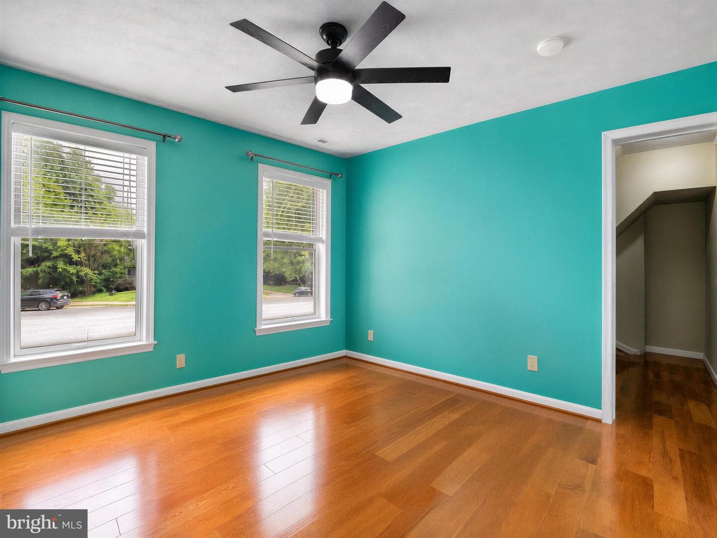 22393 Deerpath Court photo 47