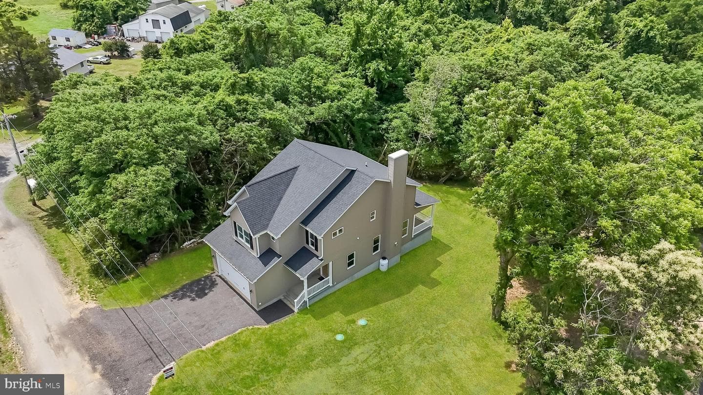 23131 Meadow Road photo 7