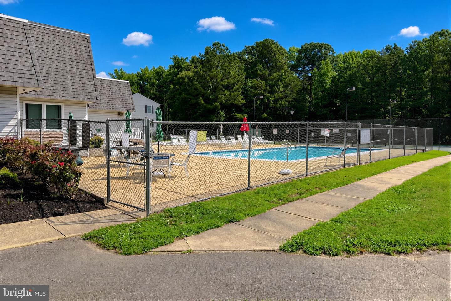45525 Coosan Court photo 47