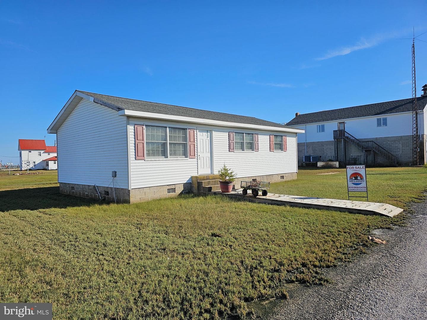 21132 Tuff Street, Tylerton