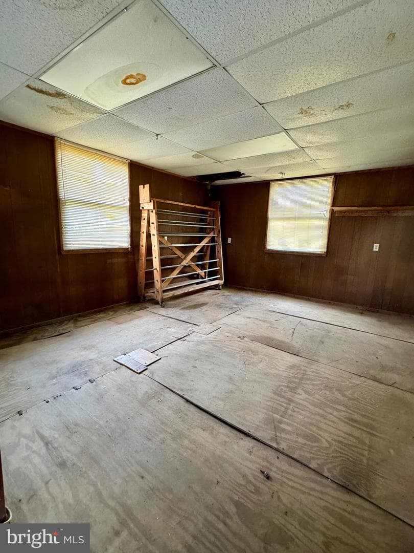 206 Laird Avenue photo 35