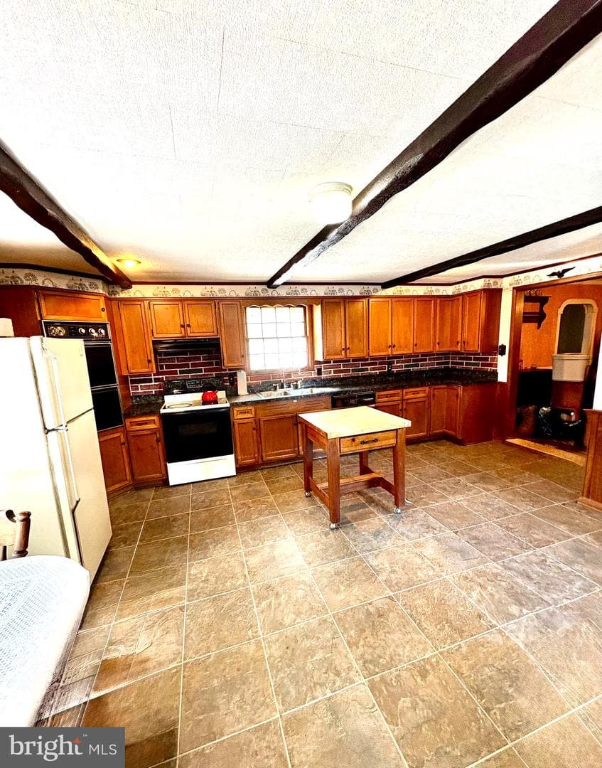 20915 Caleb Jones Road photo 5
