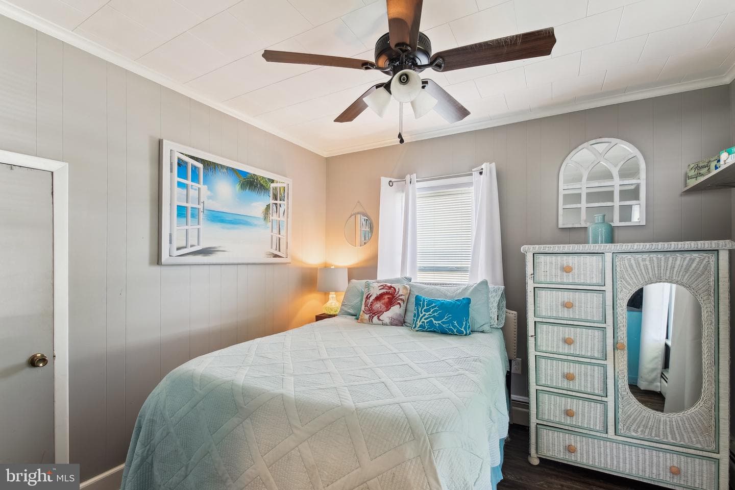 406 Myrtle Street photo 24