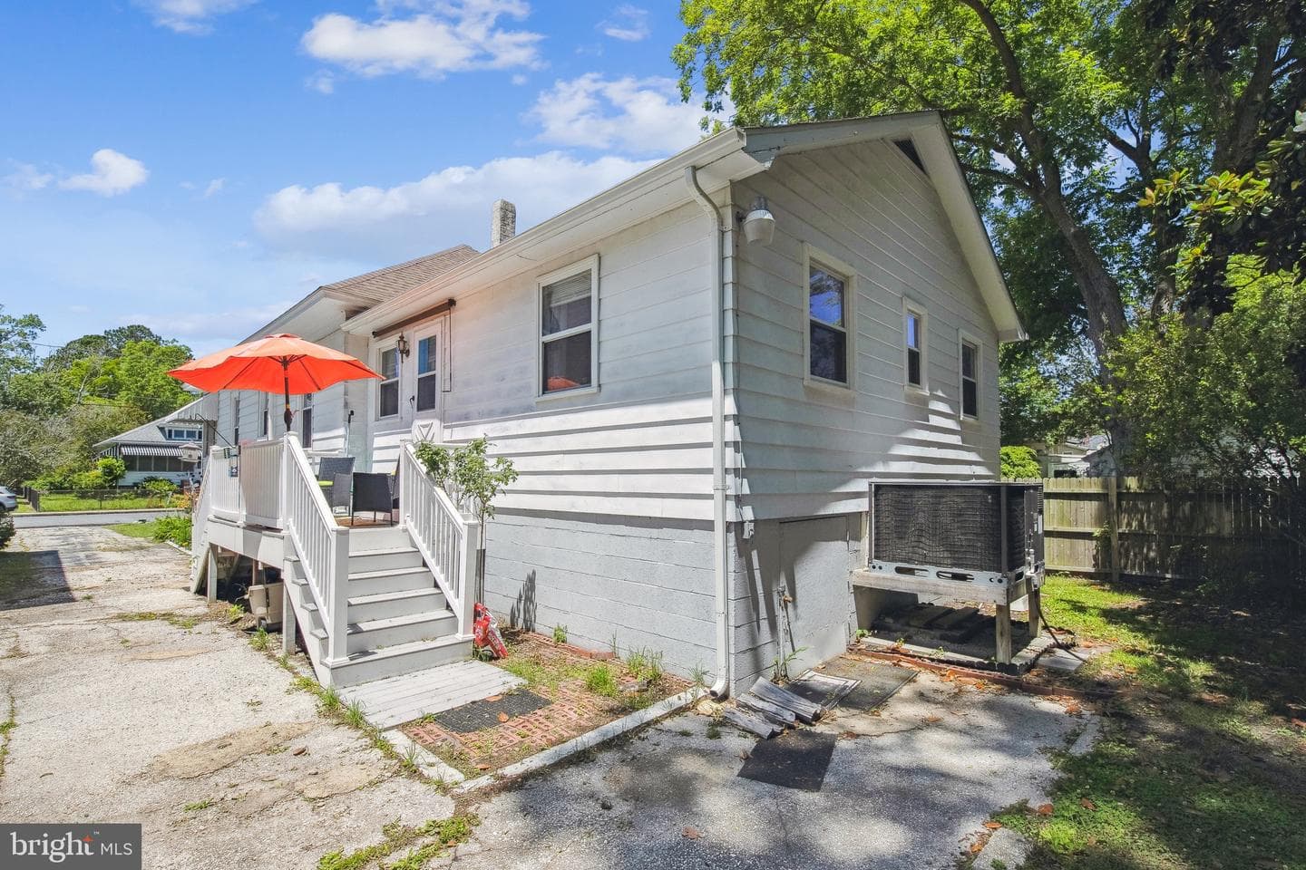 406 Myrtle Street photo 33