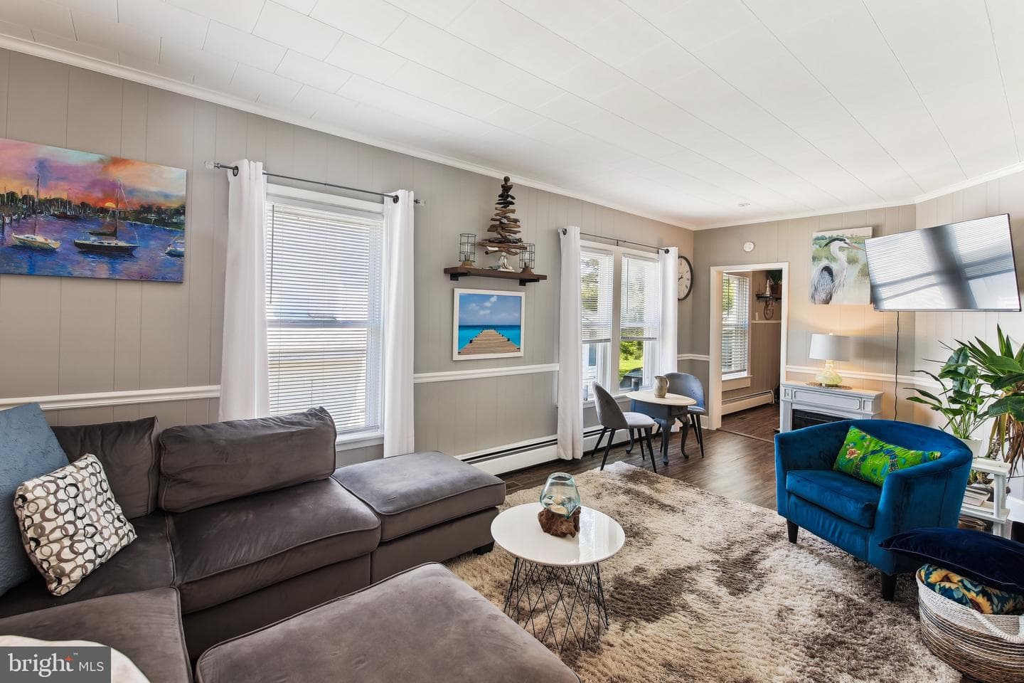 406 Myrtle Street photo 4