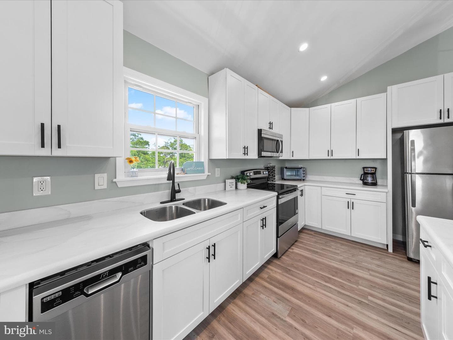 23156 Manokin Court photo 11