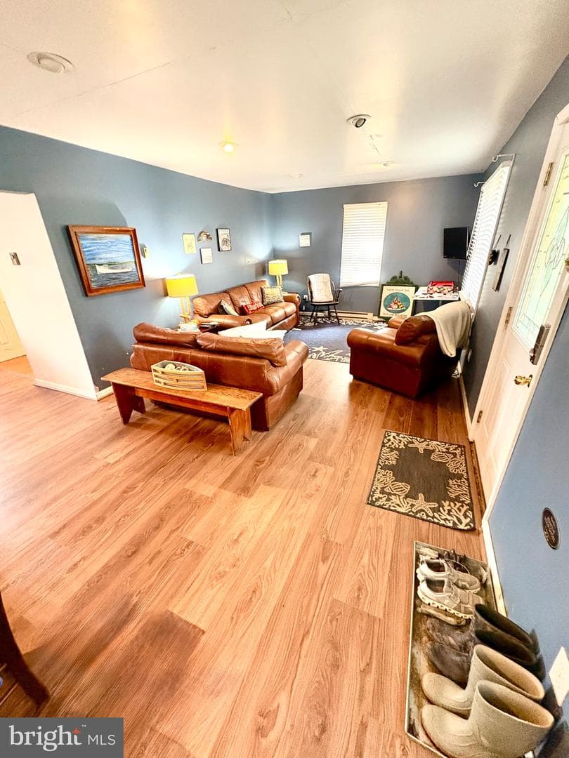 20809 Severn Road photo 11