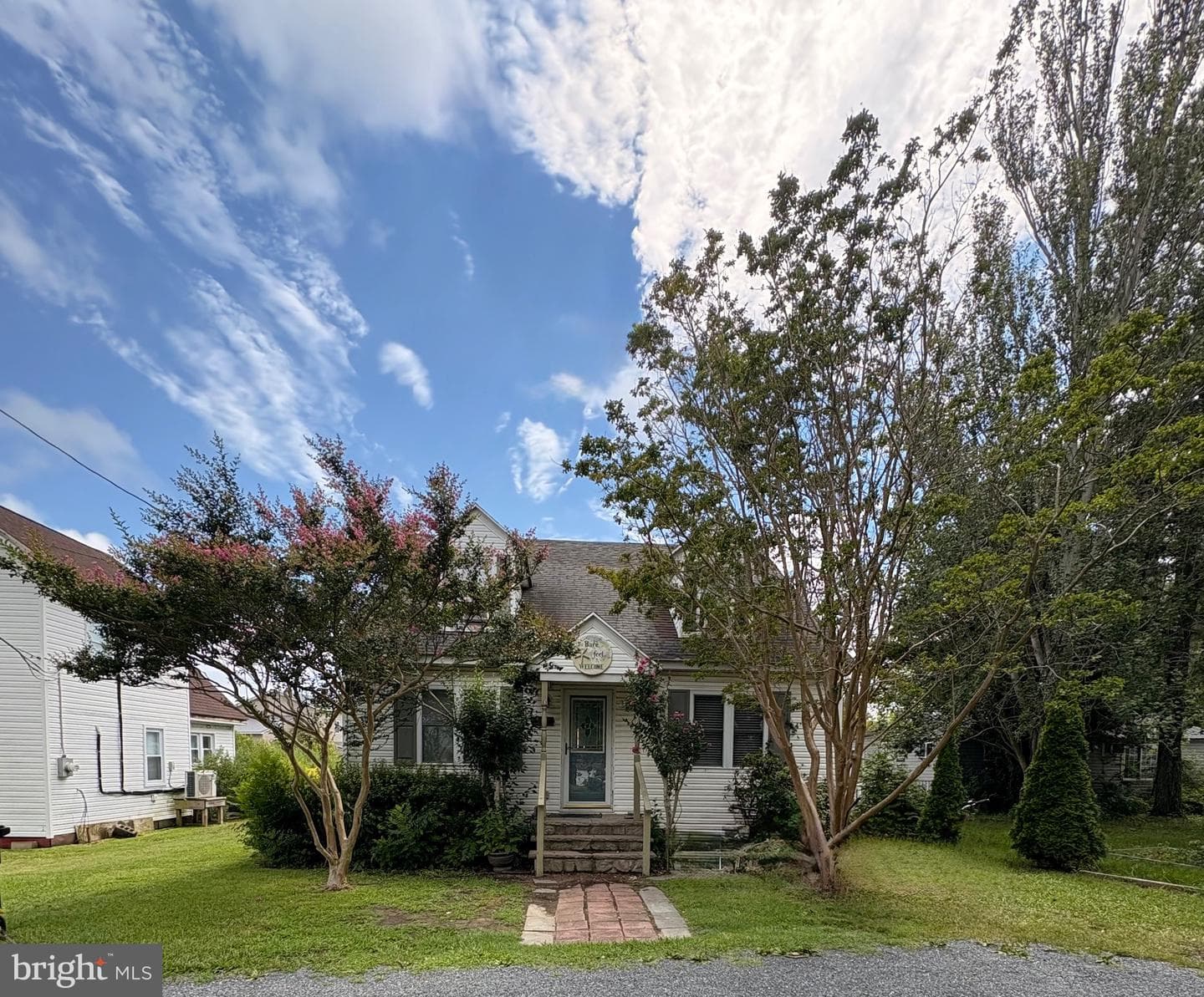 20809 Severn Road photo 2