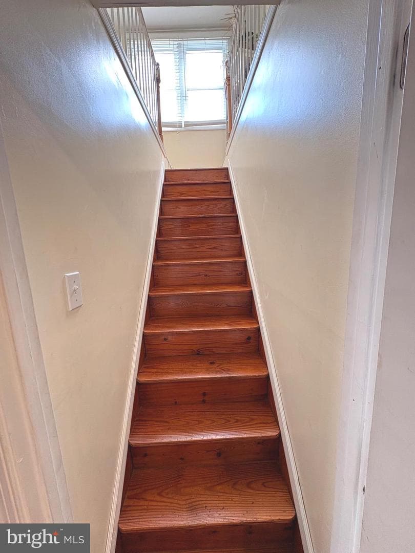 20809 Severn Road photo 24