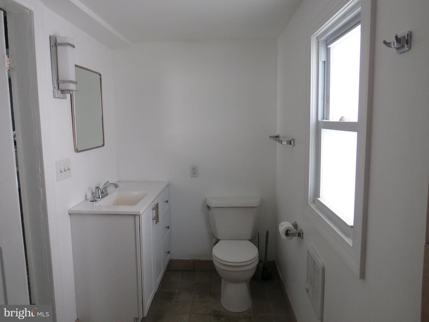 35 W Chesapeake Avenue photo 20