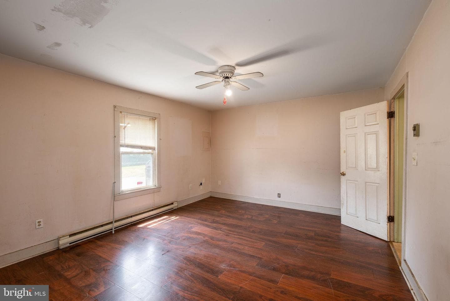 11502 Beckford Avenue photo 17
