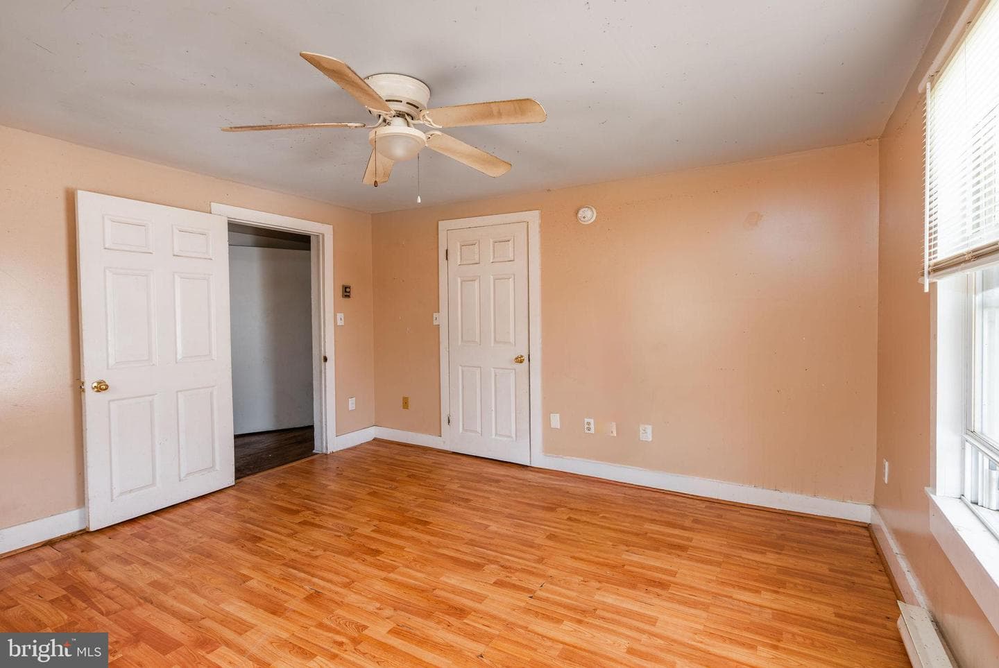 11502 Beckford Avenue photo 8