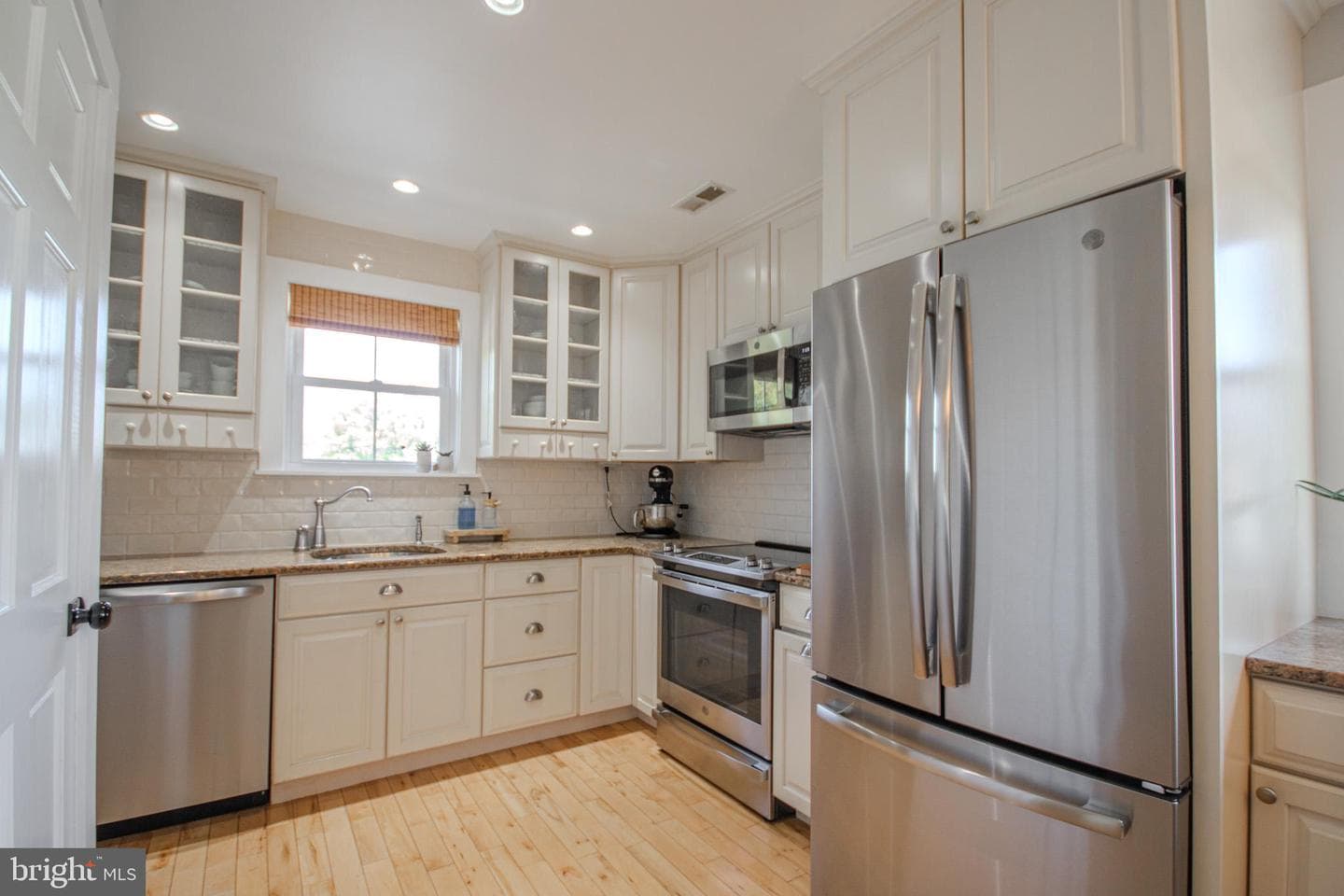 27087 Point Road photo 17
